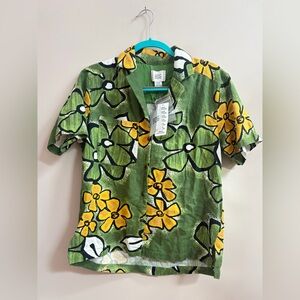 NWT Urban Outfitters Dylan Linen Souvenir Button-Down Shirt, Floral Shirt Sleeve